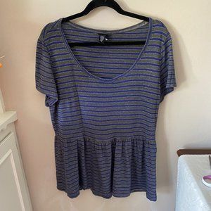 Torrid Grey & Blue Top with Metallic Detail Size 2